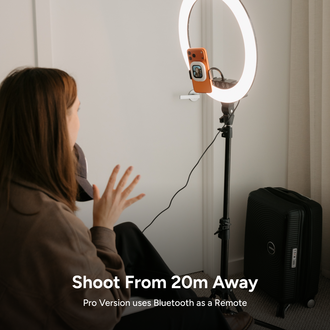 SnapBuddy Pro - Wireless Selfie Screen