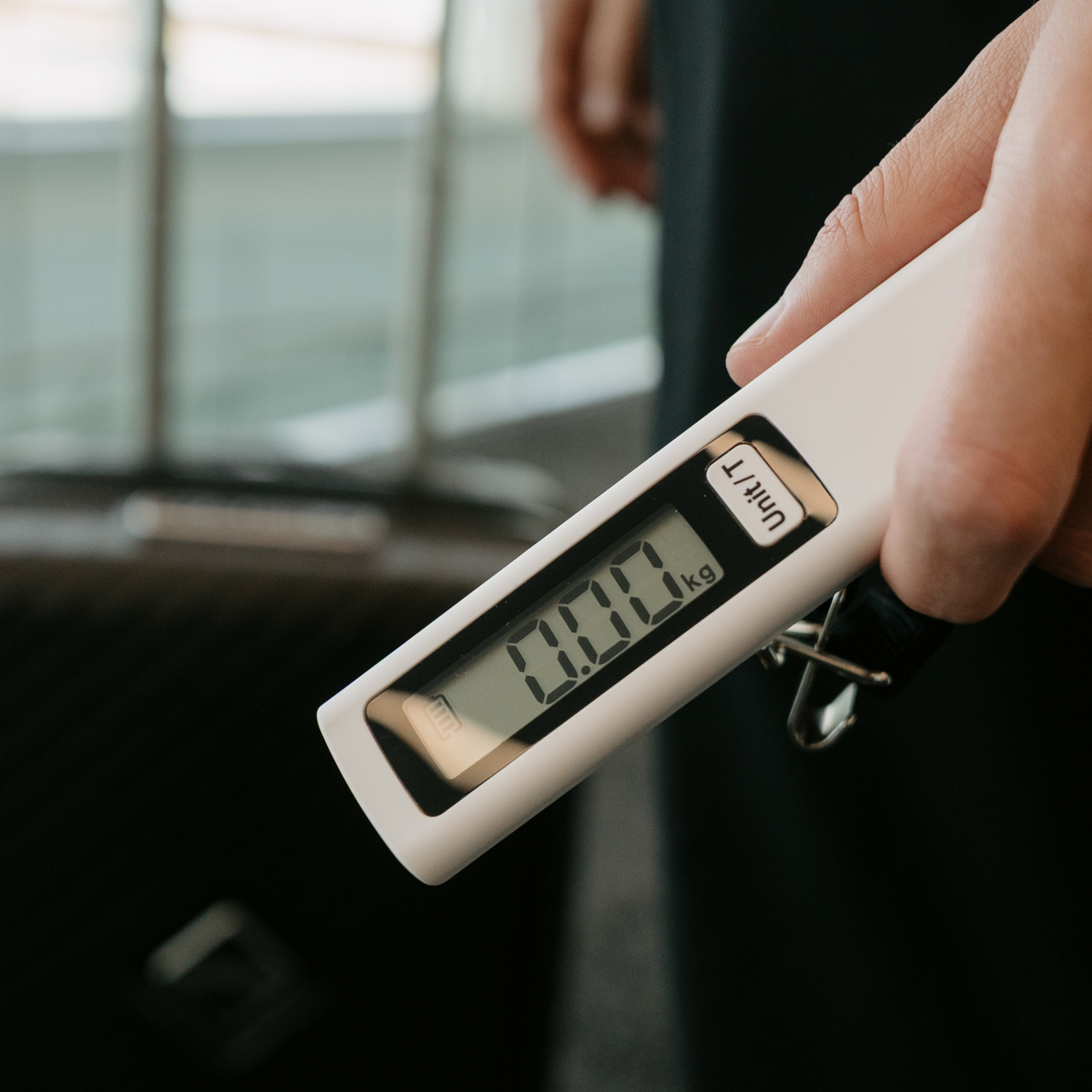 Trvlr Luggage Scale - Battery Free Luggage Scale